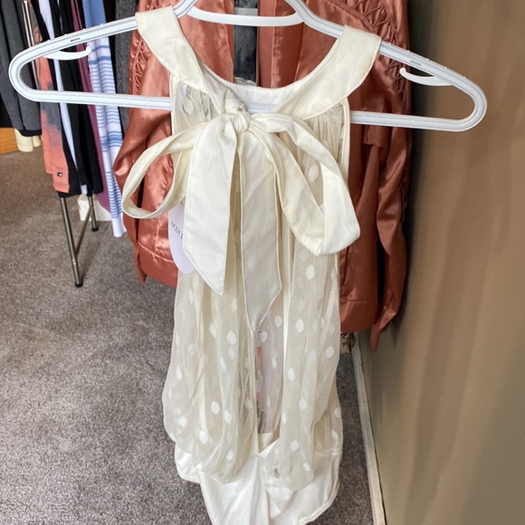 Cream sheer bodysuit - Picture 3 of 6